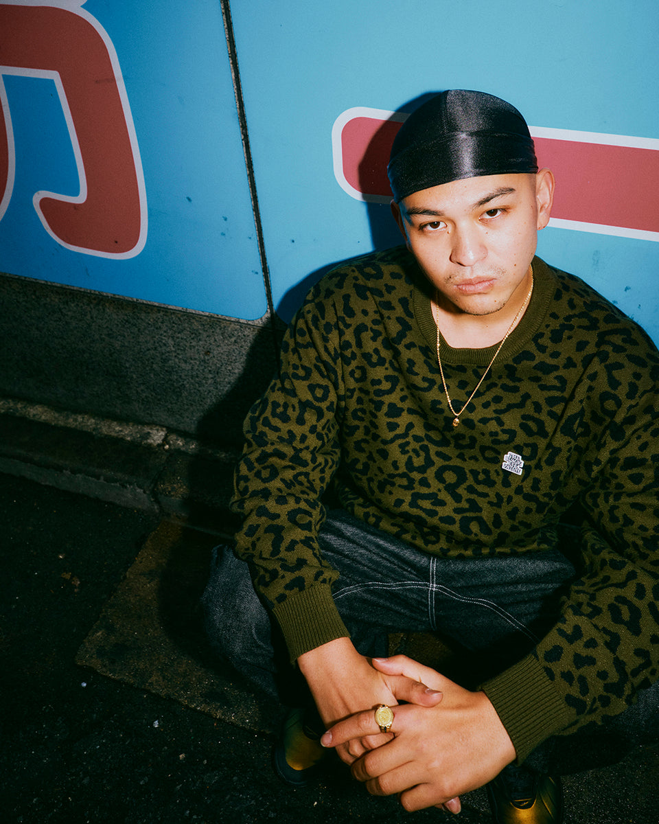 OG LABEL LEOPARD KNIT SWEATER OLIVE – BlackEyePatch