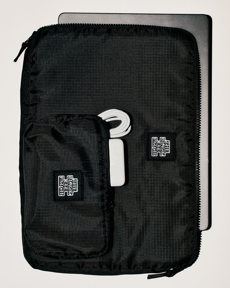 ブラックアイパッチ OG LABEL RIPSTOP PC SLEEVE OG LABEL RIPSTOP PC SLEEVE BLACK – BlackEyePatch