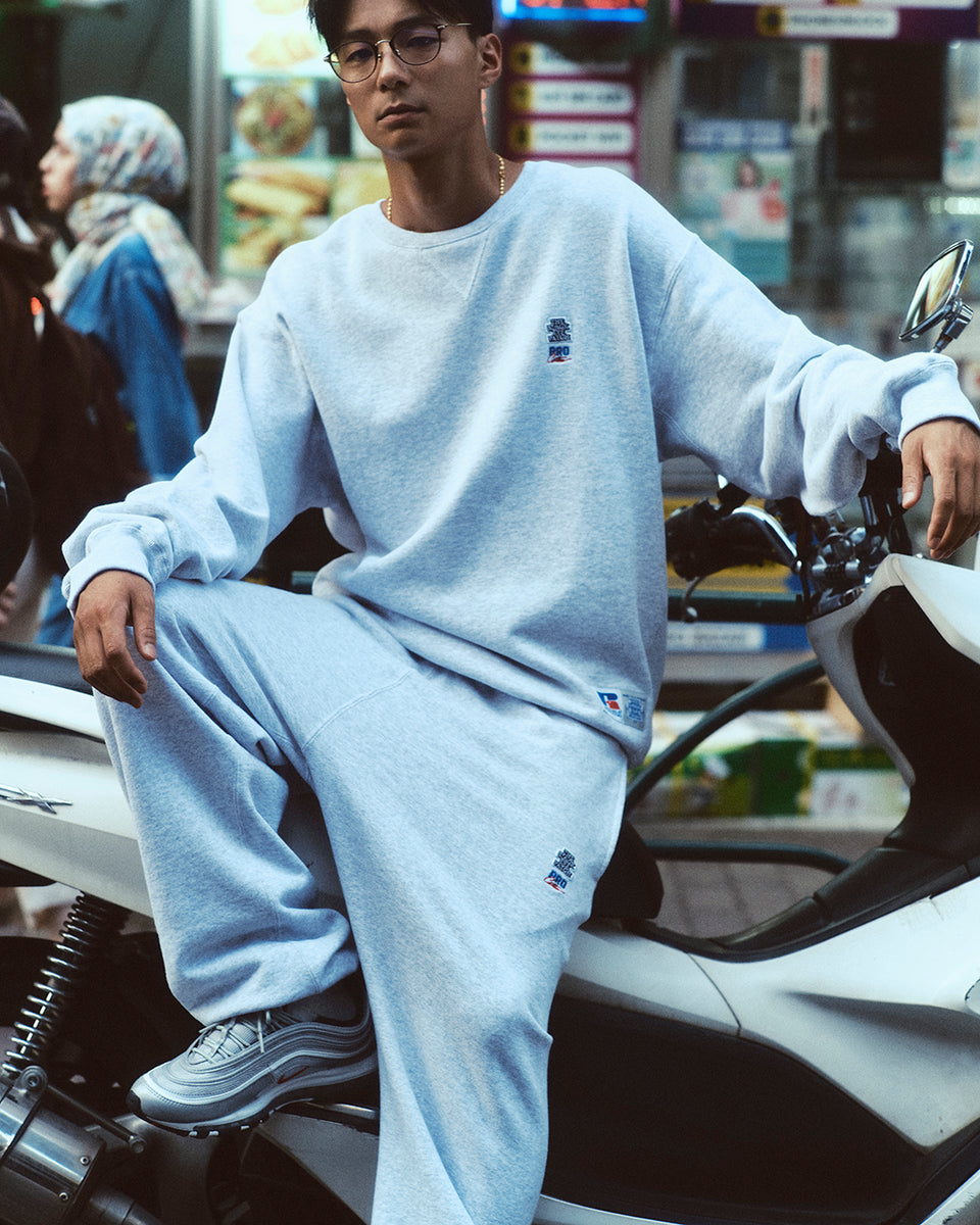 SMALL OG ”PRO COTTON” CREWNECK SWEAT BLACK – BlackEyePatch