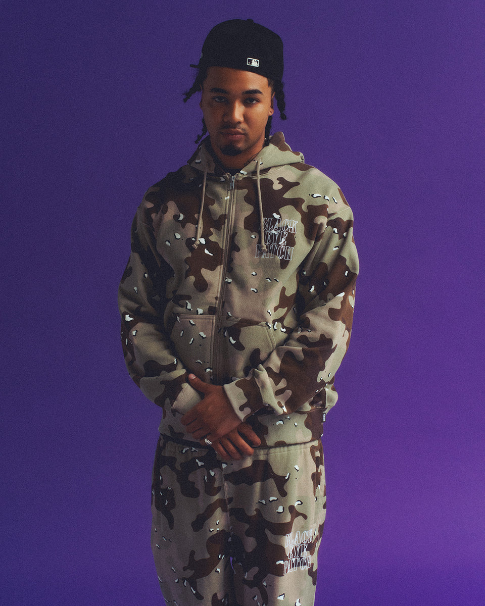 STENCIL LOGO EMBROIDERED SWEAT PANTS BLACK – BlackEyePatch