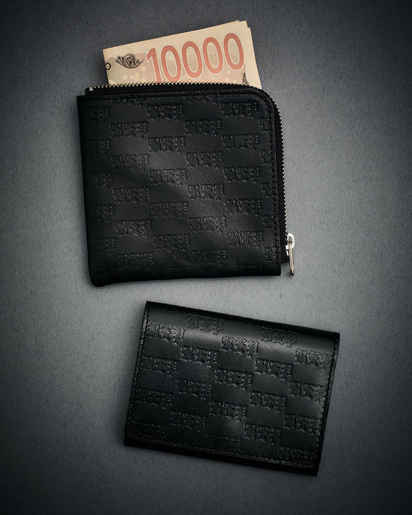 3 LETTER OE EMBOSSED LEATHER CARD CASE BLACK
