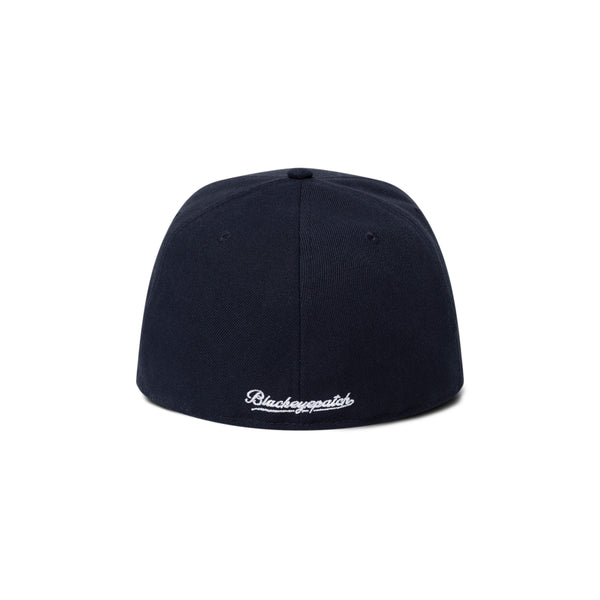 B EMBELEM PRE CURVED NEW ERA CAP NAVY