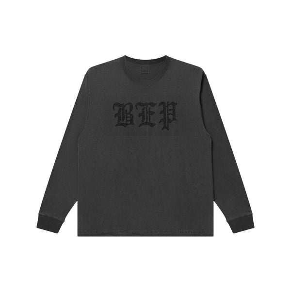 RHINESTONED 3 LETTER OE HEAVYWEIGHT L/S TEE WASHED BLACK