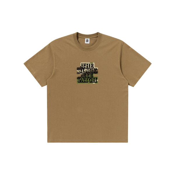 CAMOUFLAGE OG LABEL TEE SAND