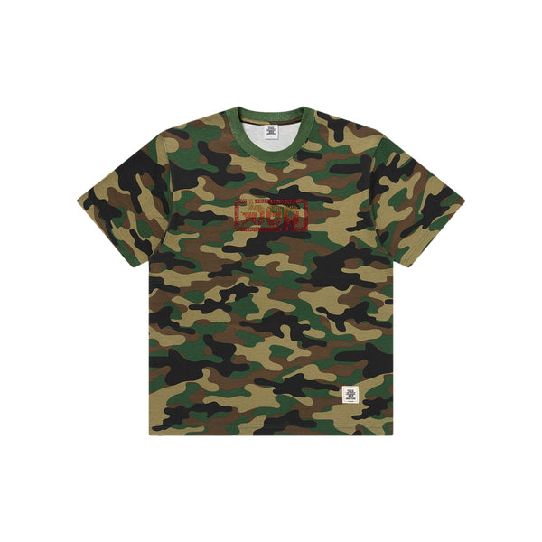 RHINESTONED URBAN STAR LOGO TEE WOODLAND CAMO