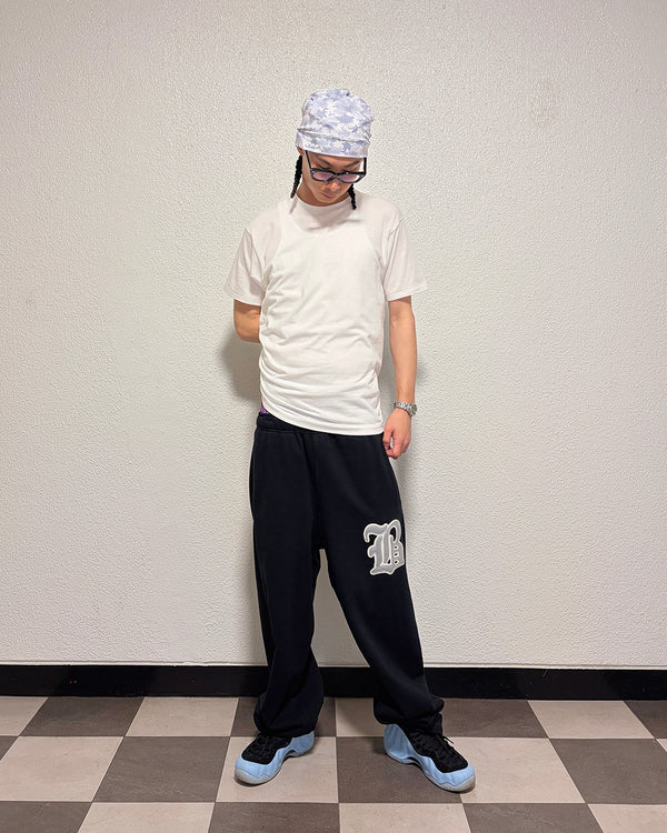 BIG B PATCH BAGGY SWEAT PANTS BLACK