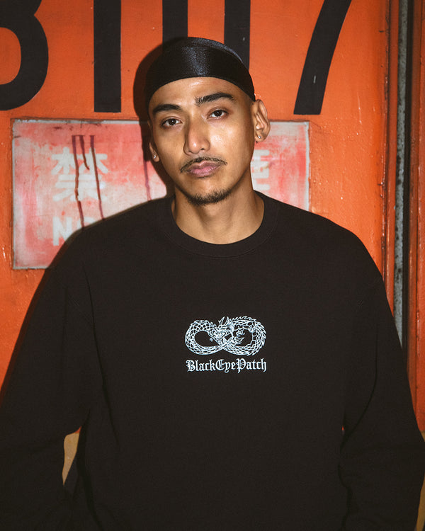 CHINATOWN STORE CREW SWEAT BLACK