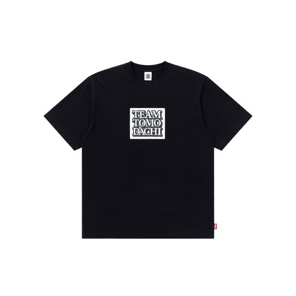 TEAM TOMODACHI LABEL TEE BLACK