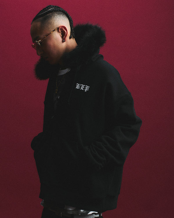 3 LETTER OE FUR HOODED ZIP HOODIE BLACK