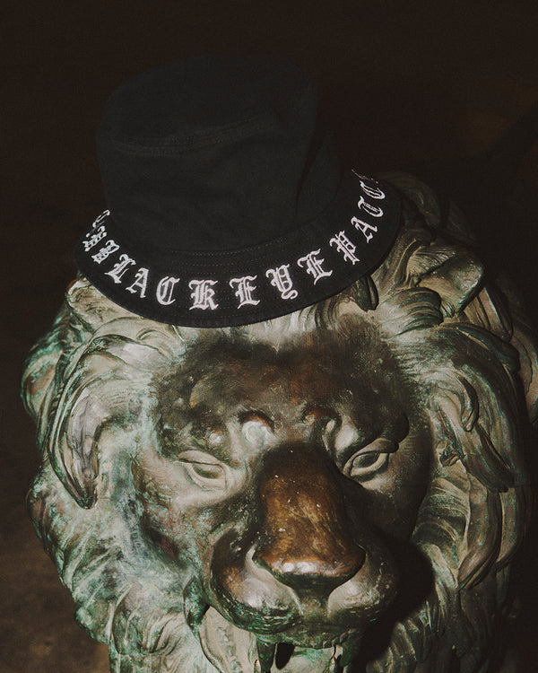 OE BRIMMED BUCKET HAT BEIGE