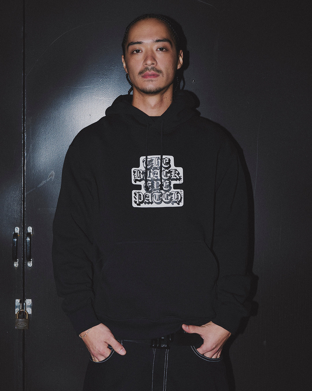 Blackeyepatch OG LABEL Hoodie BLACK Lサイズ OE OG LABEL HOODIE BLACK – BlackEyePatch