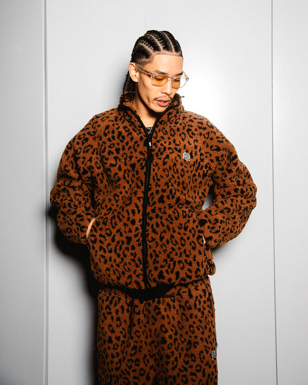 OG LABEL LEOPARD BOA FLEECE PANTS