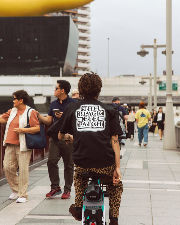 SPRAYED OG LABEL TEE BLACK