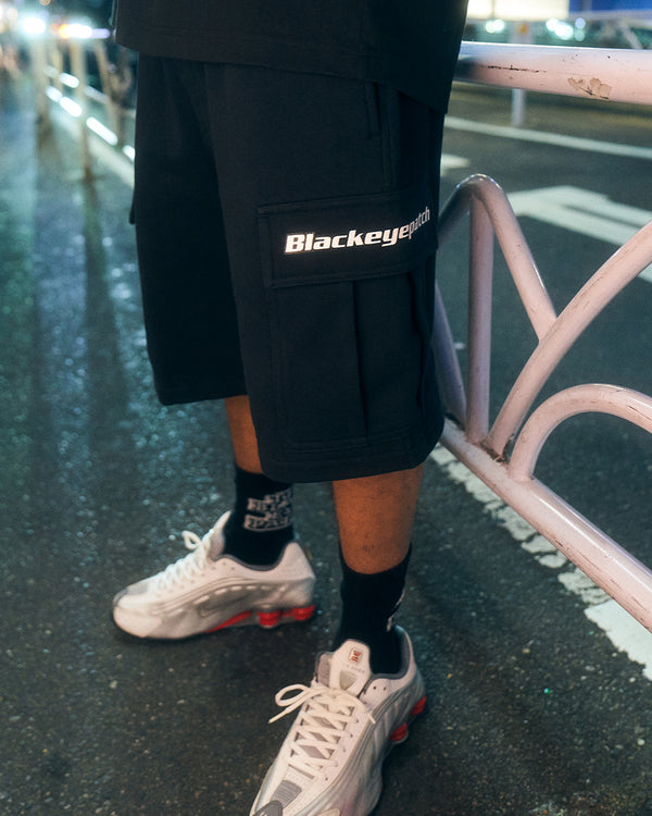 TACTICAL LOGO CARGO SWEAT SHORTS BLACK