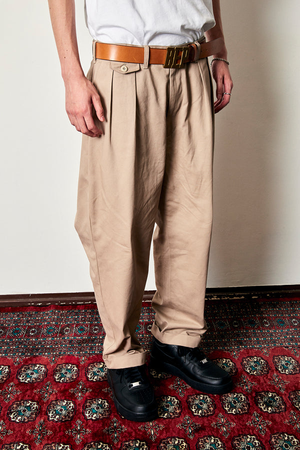 ALL CITY TWO-TUCK CHINO BEIGE
